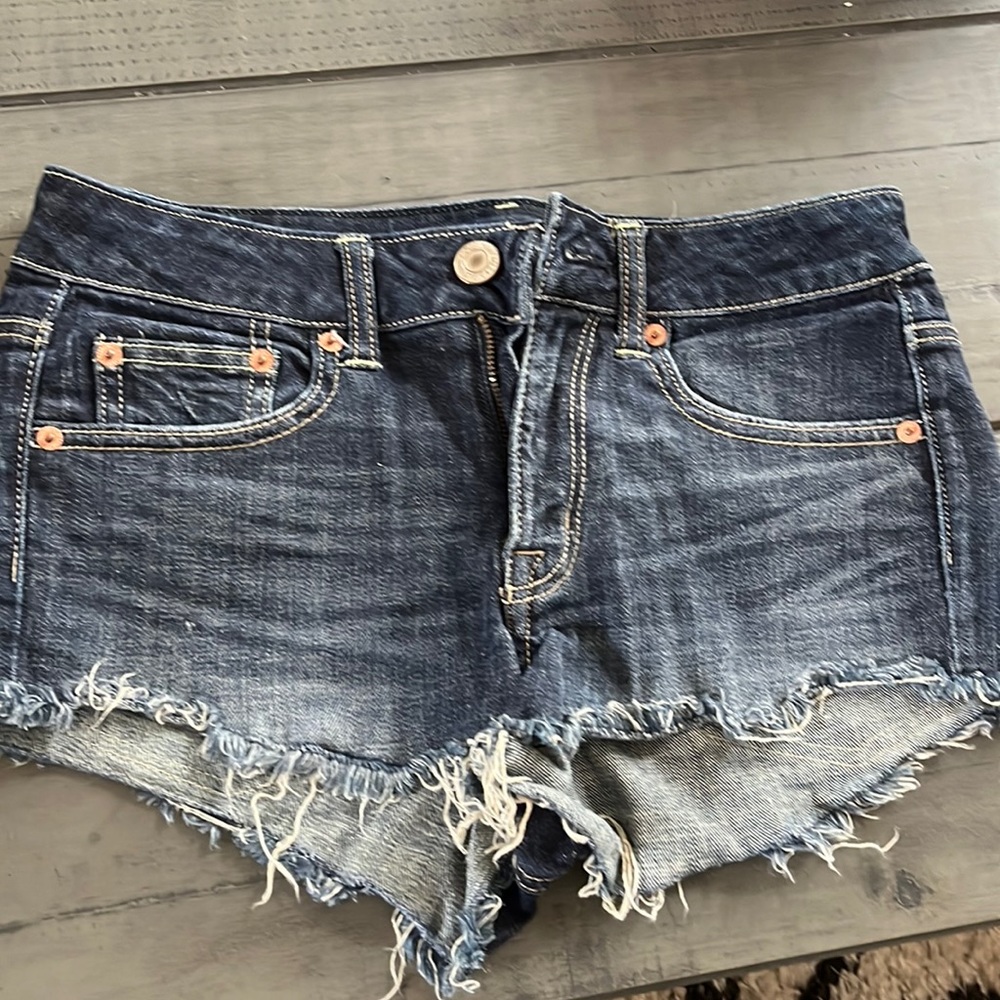 American Eagle cut off jean shorts size 4